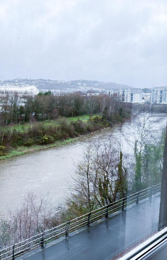 Riverside Apartment Σουόνσι Εξωτερικό φωτογραφία